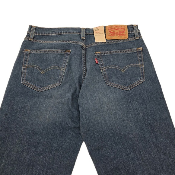 Levi 511 Slim Fit Mens 33 x 34 Jeans Mid Wash Stretch Denim Classic City New - Picture 5 of 8